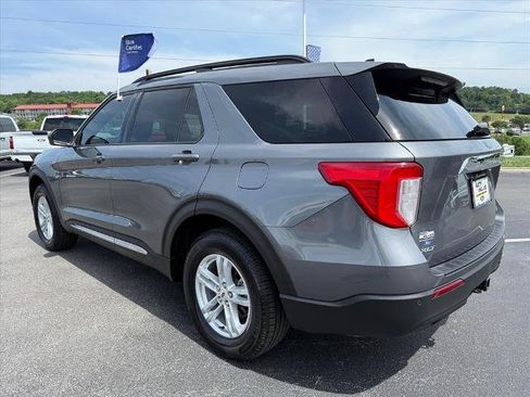Certified 2022 Ford Explorer XLT w/ Class IV Trailer Tow Package AWD/4WD image 5