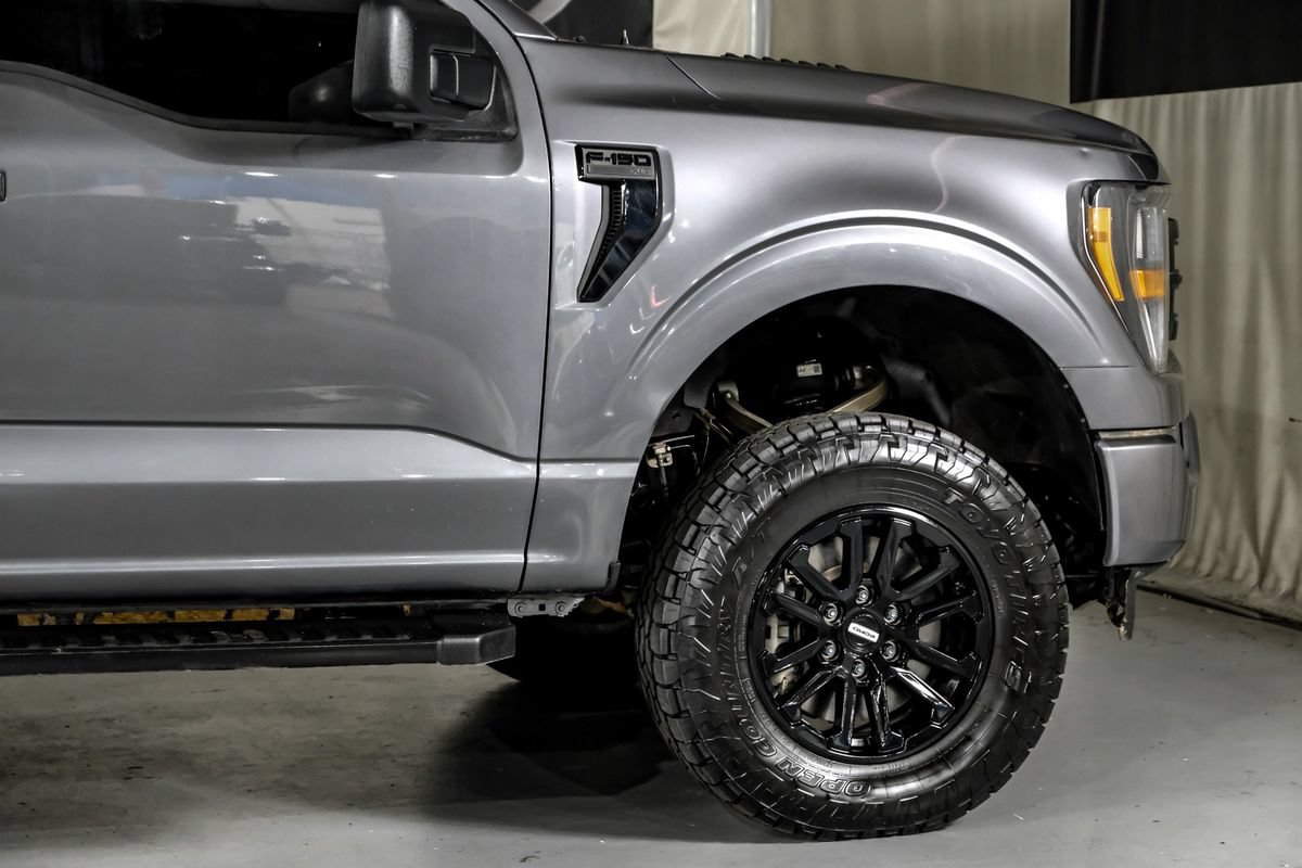 Used 2023 Ford F150 XLT w/ XLT Black Appearance Package AWD/4WD image 7