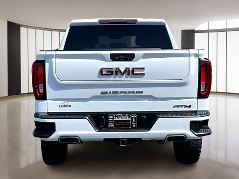 Used 2021 GMC Sierra 1500 AT4 image 5