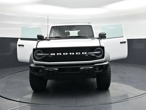 Used 2023 Ford Bronco Wildtrak AWD/4WD image 26