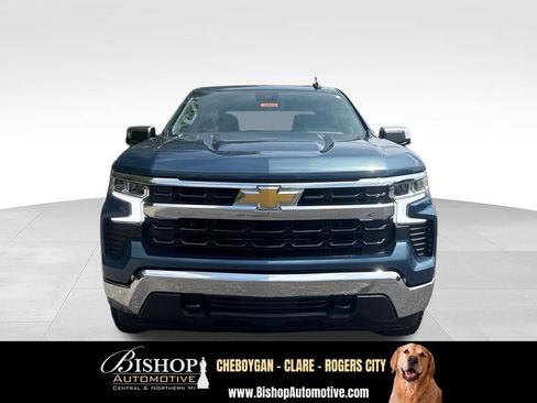 Used 2024 Chevrolet Silverado 1500 LT AWD/4WD image 14
