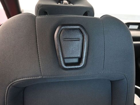 Used 2017 Ford Mustang Coupe image 30