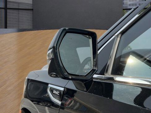 Used 2022 GMC Yukon Denali image 19