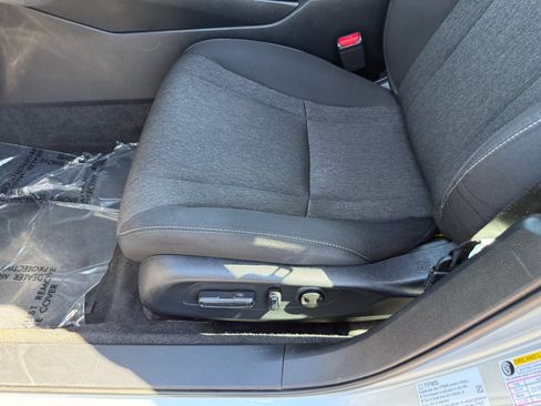 Certified 2024 Honda Accord EX image 14