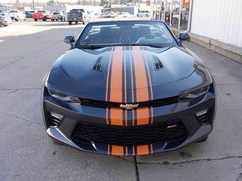 Used 2017 Chevrolet Camaro SS image 3