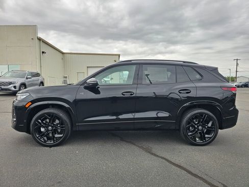 Certified 2025 Volkswagen Tiguan SE R-Line AWD/4WD image 3