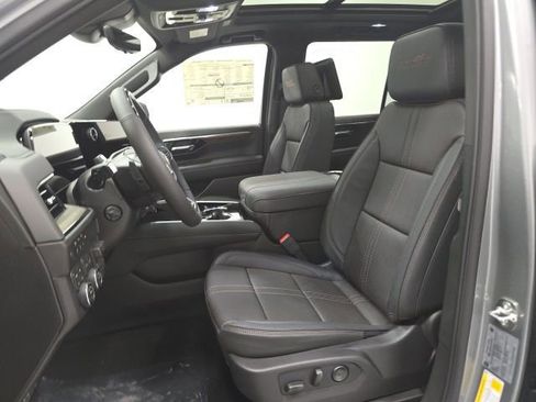 New 2026 Chevrolet Tahoe High Country AWD/4WD image 20