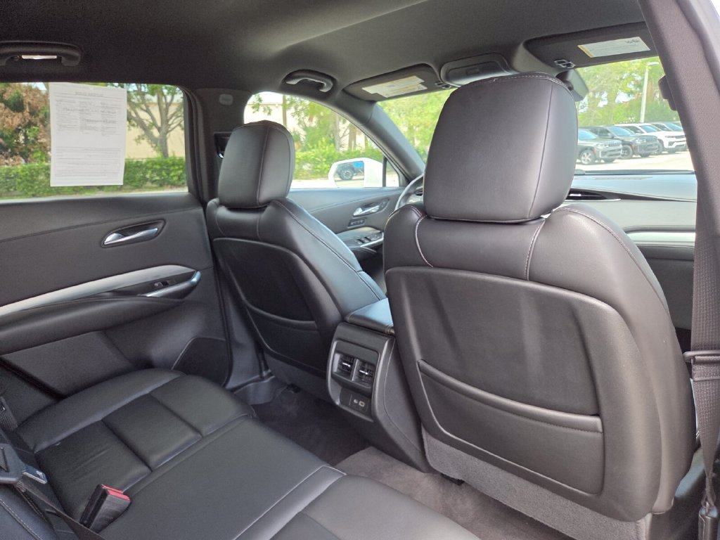 Used 2021 Cadillac XT4 Premium Luxury w/ Driver Awareness Package FWD image 17
