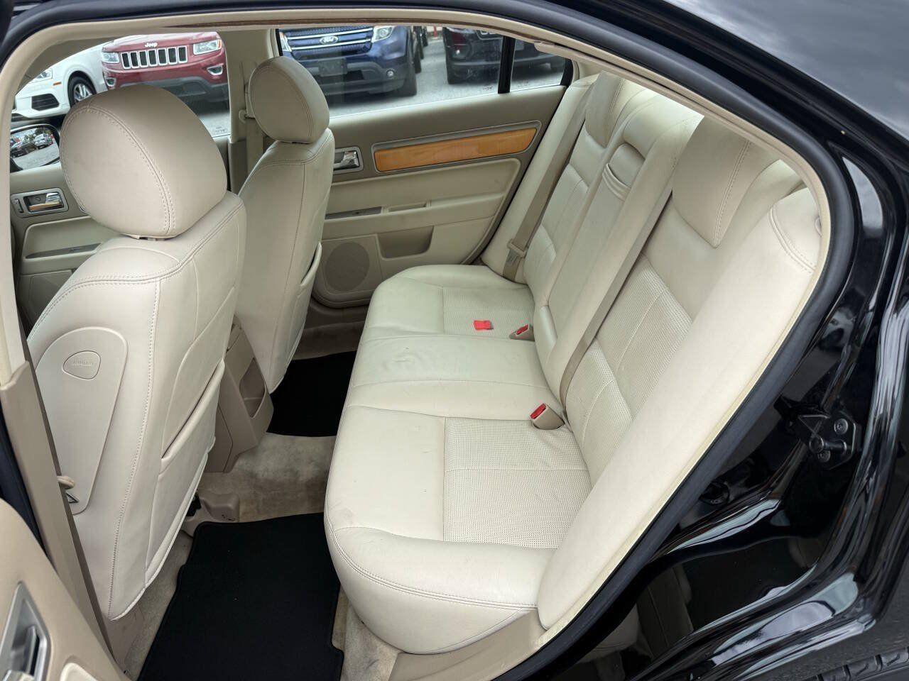 Used 2006 Lincoln Zephyr FWD image 8