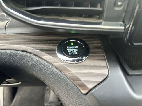 Used 2020 Ford Explorer Limited AWD/4WD image 17