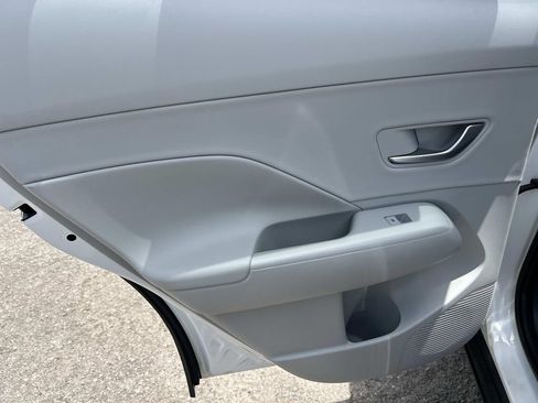 New 2026 Hyundai Kona SEL Premium FWD image 21