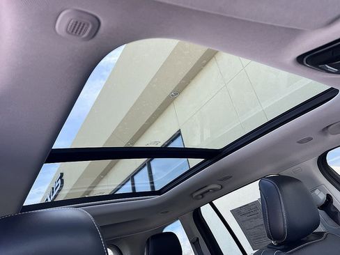 Used 2022 Jeep Grand Cherokee Limited AWD/4WD image 29