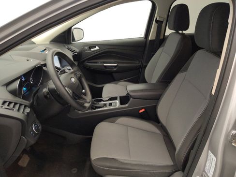 Used 2017 Ford Escape SE w/ Equipment Group 201A image 17