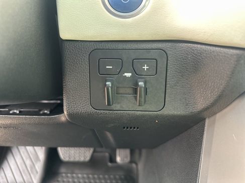 Used 2024 Toyota Tundra Capstone AWD/4WD image 13