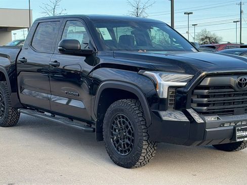 New 2026 Toyota Tundra SR5 image 3