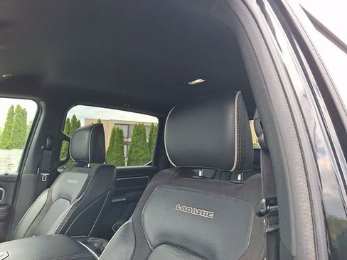 Used 2023 RAM 1500 Laramie AWD/4WD image 13