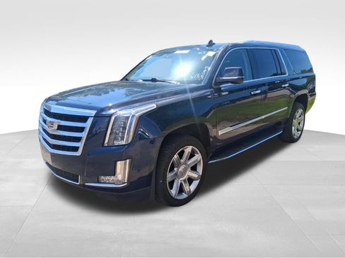 Used 2020 Cadillac Escalade ESV Luxury RWD image 3