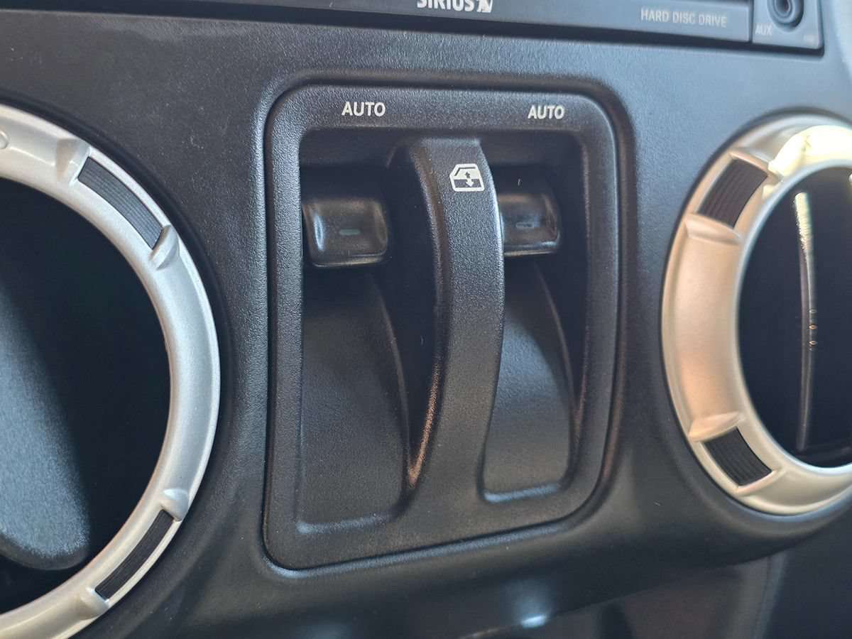 Used 2013 Jeep Wrangler Rubicon w/ PWR Convenience Group AWD/4WD image 38