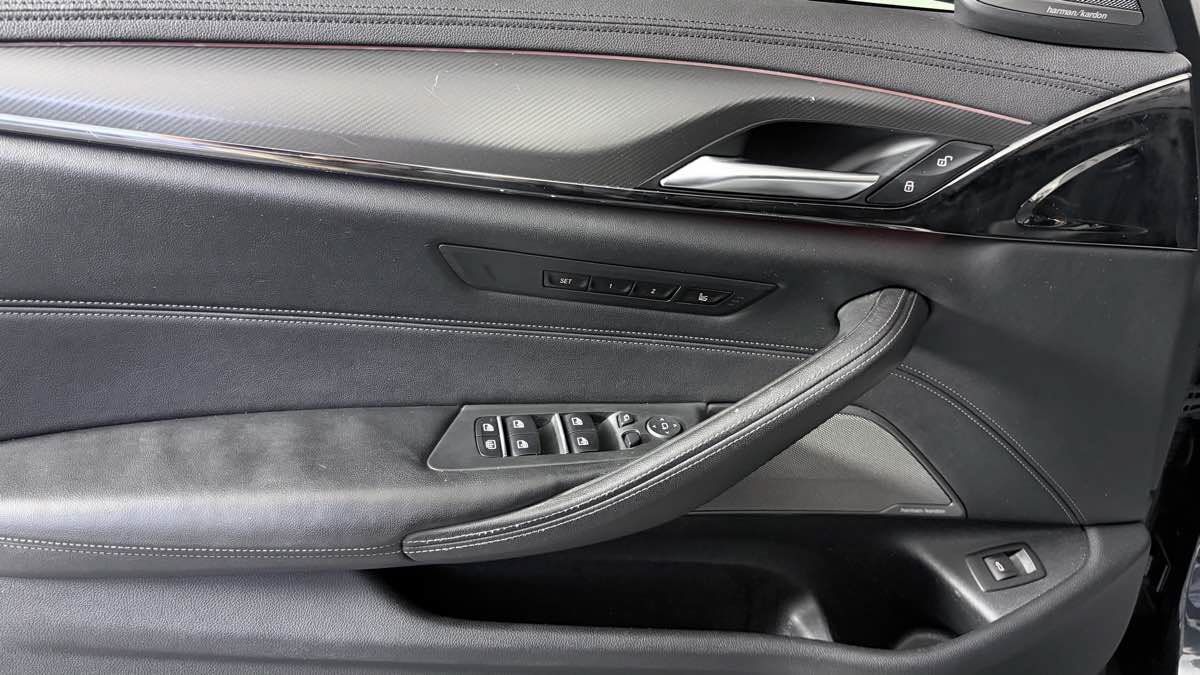 Used 2019 BMW M5 w/ Executive Package AWD/4WD image 11