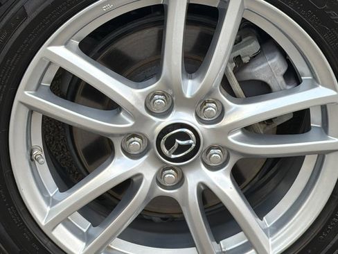 Used 2013 MAZDA MX-5 Miata Sport RWD image 6
