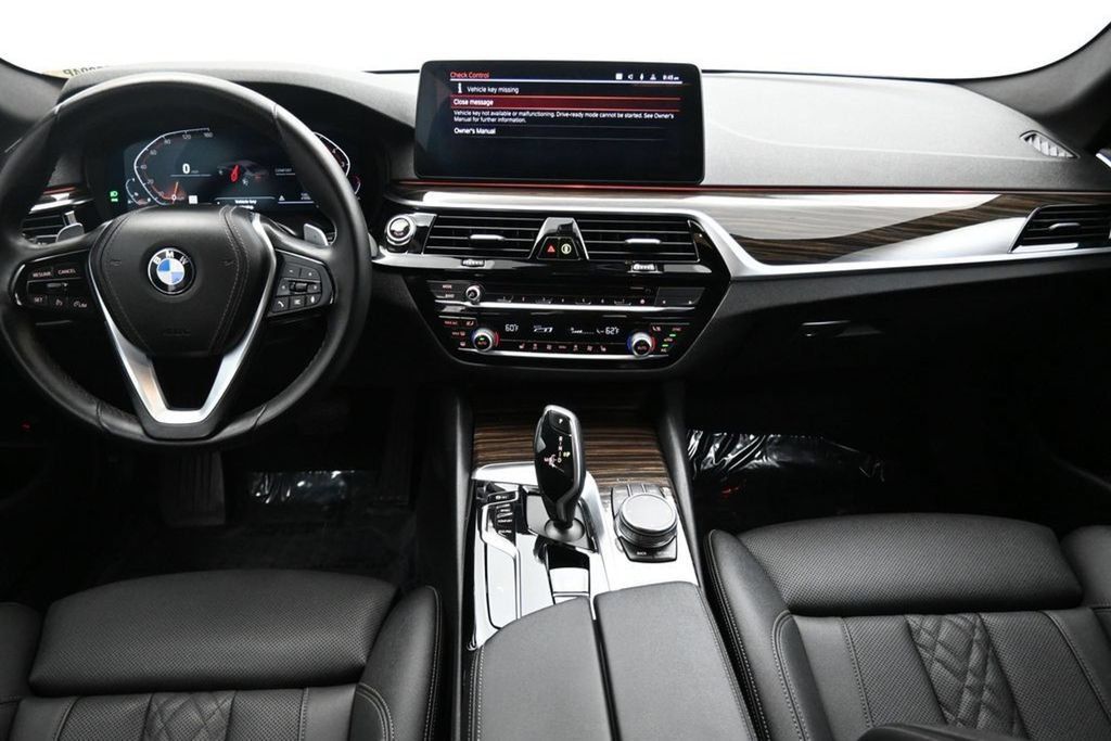 Used 2023 BMW 540i w/ Convenience Package RWD image 26