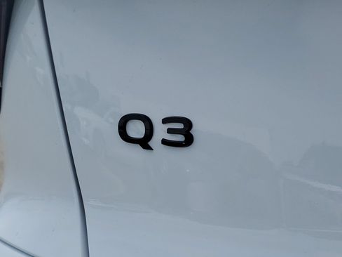 New 2026 Audi Q3 quattro 2.0T AWD/4WD image 7