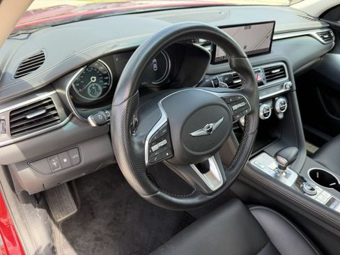 Used 2022 Genesis G70 2.0T RWD image 11