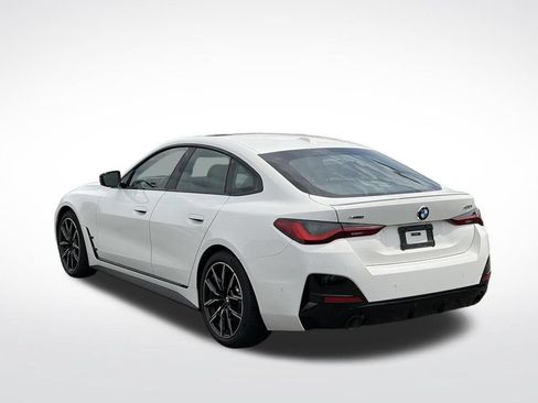 Certified 2025 BMW 430i xDrive w/ M Sport Package AWD/4WD image 6