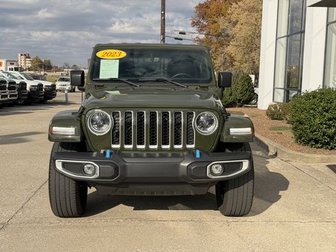 Used 2023 Jeep Wrangler Sahara w/ Cold Weather Group image 22