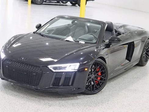 Used 2017 Audi R8 V10 AWD/4WD image 6