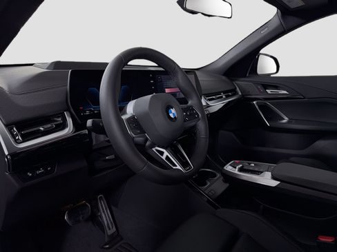 New 2026 BMW X2 xDrive28i w/ Technology Package AWD/4WD image 10