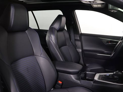 Used 2022 Toyota RAV4 XSE image 30