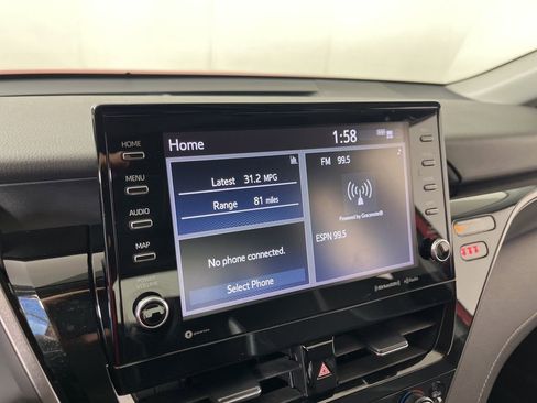 Used 2022 Toyota Camry XSE image 29