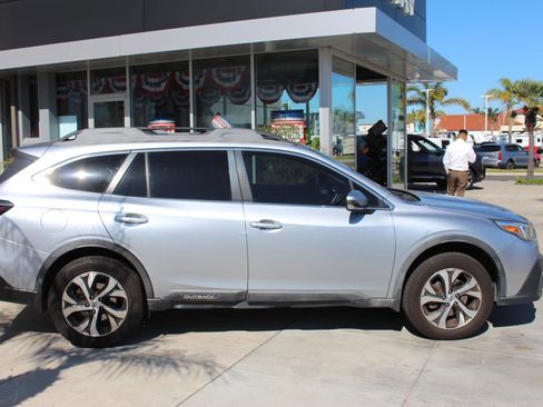 Used 2020 Subaru Outback Limited w/ Popular Package #2 image 9