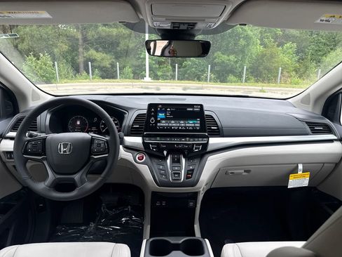 New 2026 Honda Odyssey EX-L image 16