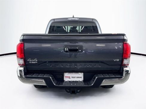 Certified 2023 Toyota Tacoma SR5 AWD/4WD image 11