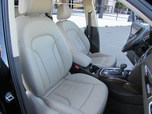 Used 2013 Audi Q5 2.0T Premium Plus image 25