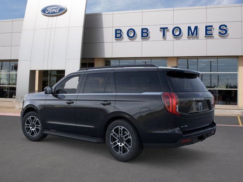 New 2026 Ford Expedition Active image 5