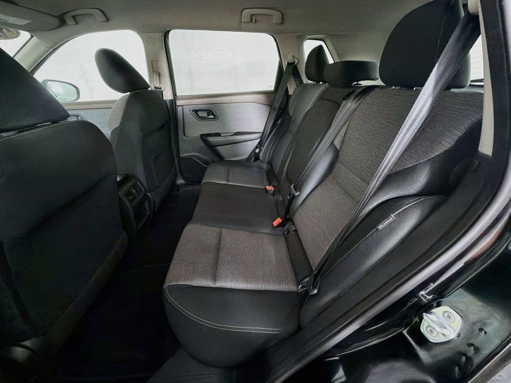 Used 2022 Nissan Rogue S AWD/4WD image 23