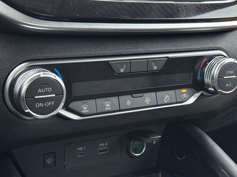 New 2025 Nissan Altima 2.5 SR w/ SR Premium Package image 16