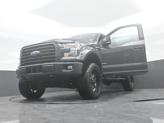 Used 2016 Ford F150 XLT w/ Equipment Group 302A Luxury AWD/4WD image 29