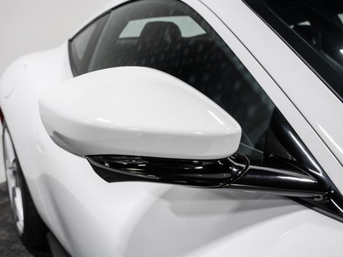 Used 2022 Ferrari Roma RWD image 9