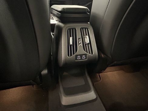 Used 2025 BMW X2 M35i AWD/4WD image 34