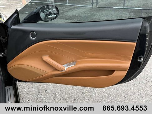 Used 2016 Ferrari California T image 17