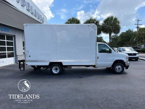 New 2027 Ford E-450 and Econoline 450 Super Duty w/ Power Equipment Group RWD image 9