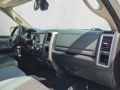 Used 2019 RAM 1500 Classic SLT w/ Luxury Group AWD/4WD image 27