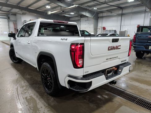 Used 2023 GMC Sierra 1500 Elevation image 4