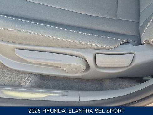 Certified 2025 Hyundai Elantra Sport FWD image 15