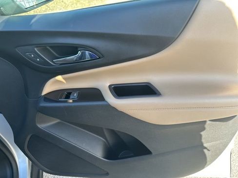 Used 2022 Chevrolet Equinox Premier AWD/4WD image 47