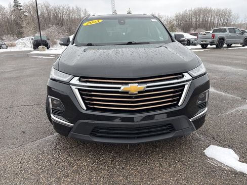 Used 2023 Chevrolet Traverse High Country image 4